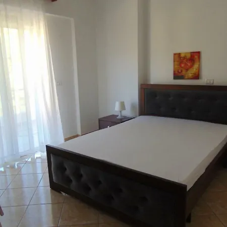 Hotel apartamentowy Hida Himara